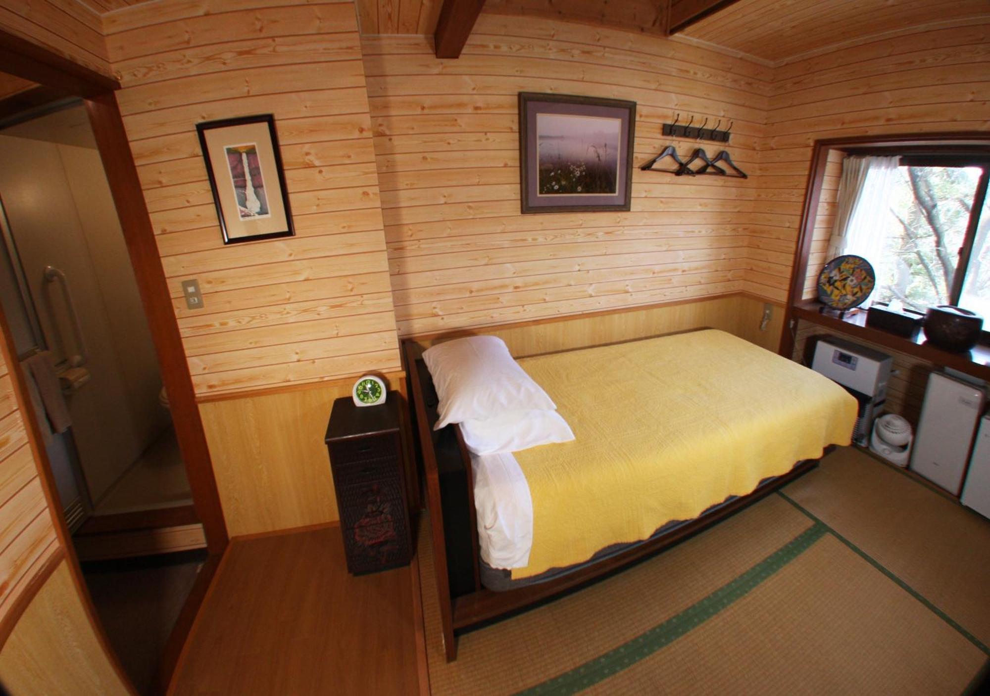 Gableview Forest Inn Nikko Habitación foto